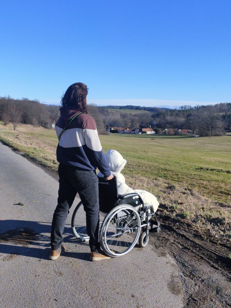 Potřebuji pomoct, ale maminka nechce